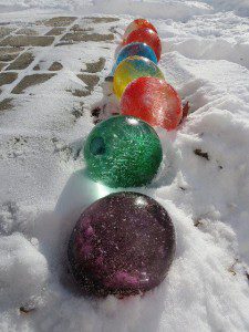 colored-ice-globes